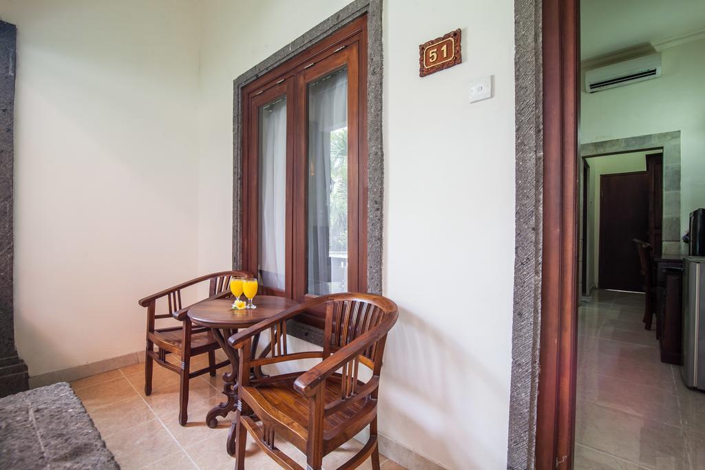 Puri Yuma Hotel Денпасар Екстериор снимка