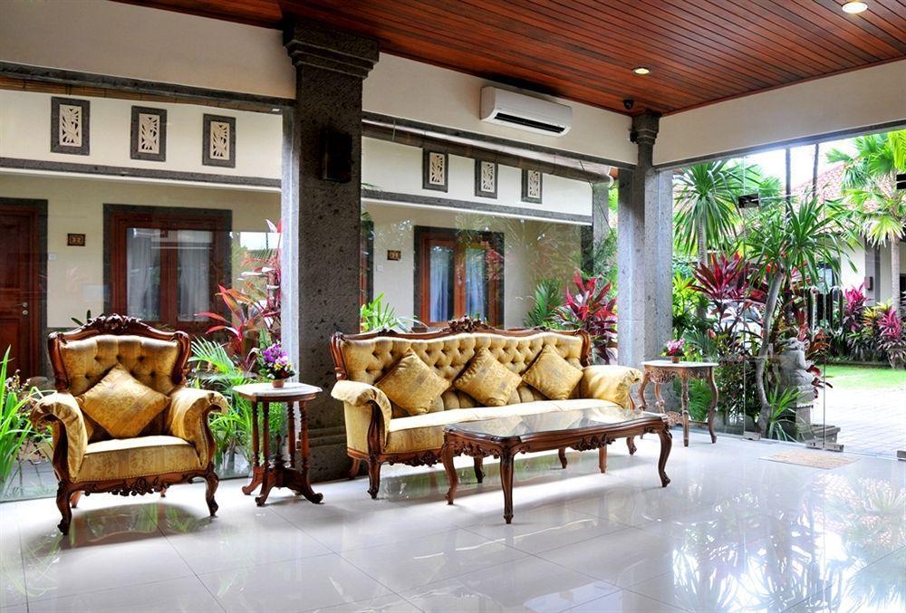 Puri Yuma Hotel Денпасар Екстериор снимка