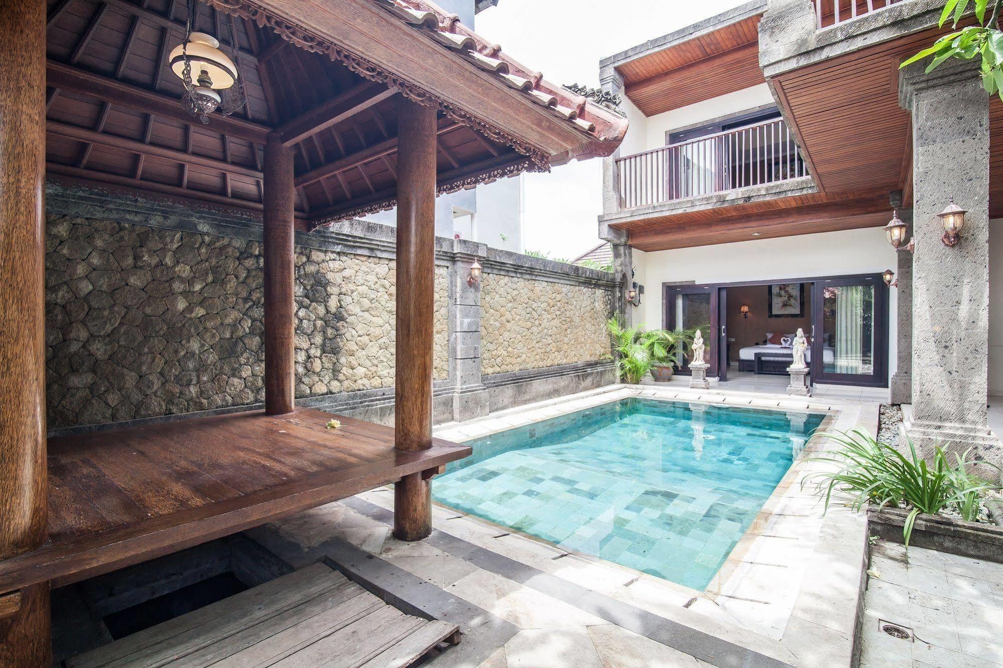 Puri Yuma Hotel Денпасар Екстериор снимка